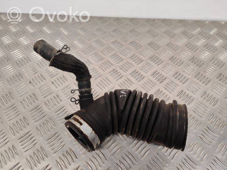 Toyota Avensis T270 Turbo air intake inlet pipe/hose 178810R020