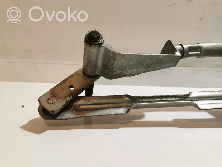 Volvo V70 Mechanizm i silniczek wycieraczek szyby przedniej / czołowej 8648345