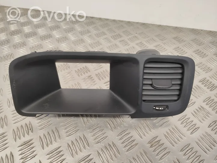 Volvo V60 Dysze / Kratki środkowego nawiewu deski rozdzielczej 1281640