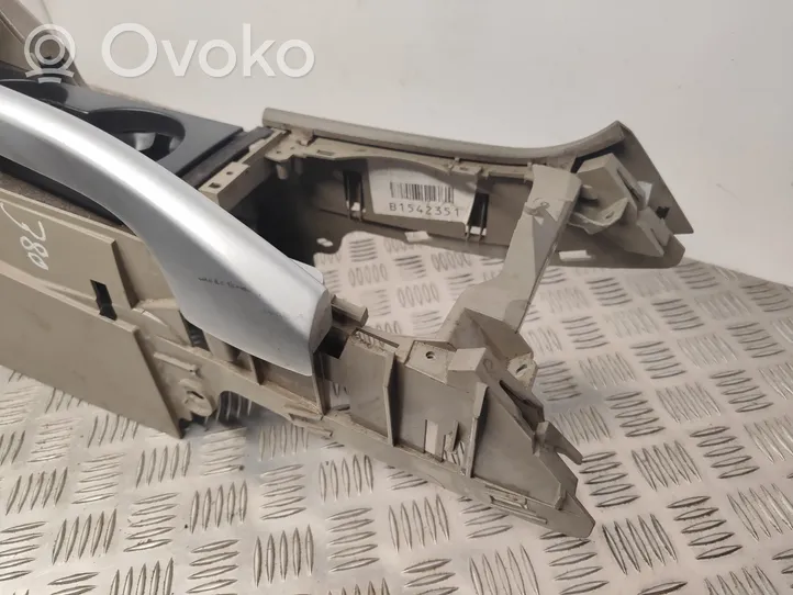Volvo XC70 Tunel środkowy 30643582