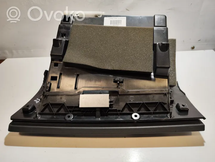 Volvo V70 Glove box set 39810153