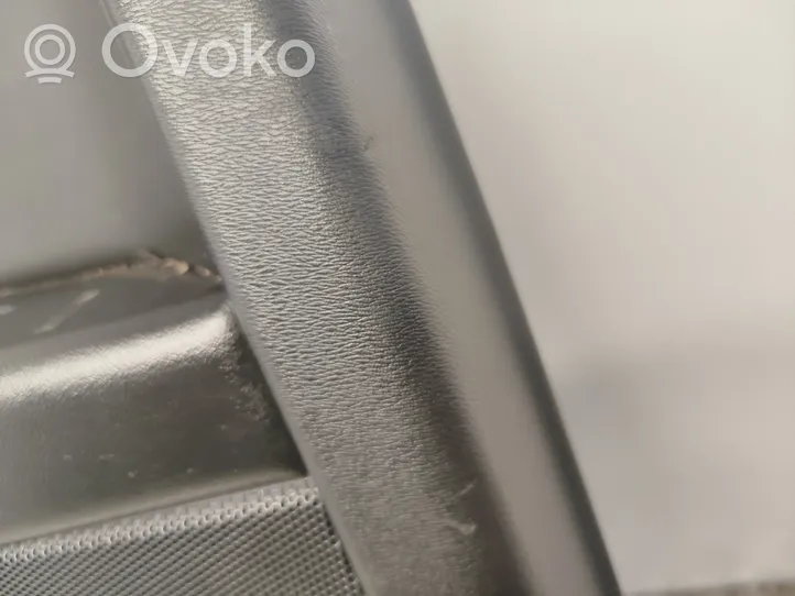 Volvo V70 Boczki / Poszycie drzwi tylnych 30649475