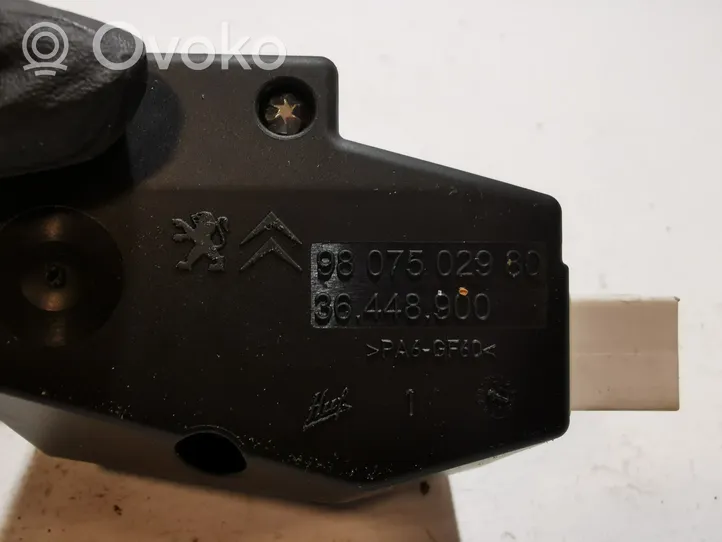 Citroen DS5 Verrouillage du volant 9807502980