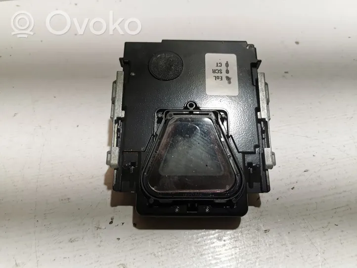 Audi Q7 4M Windshield/windscreen camera 4M0907217D