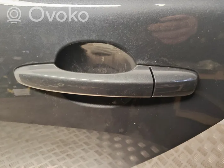 Volvo V60 Takaovi 