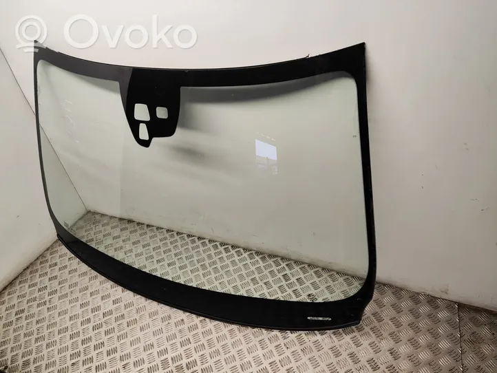 Volvo V60 Front windscreen/windshield window 