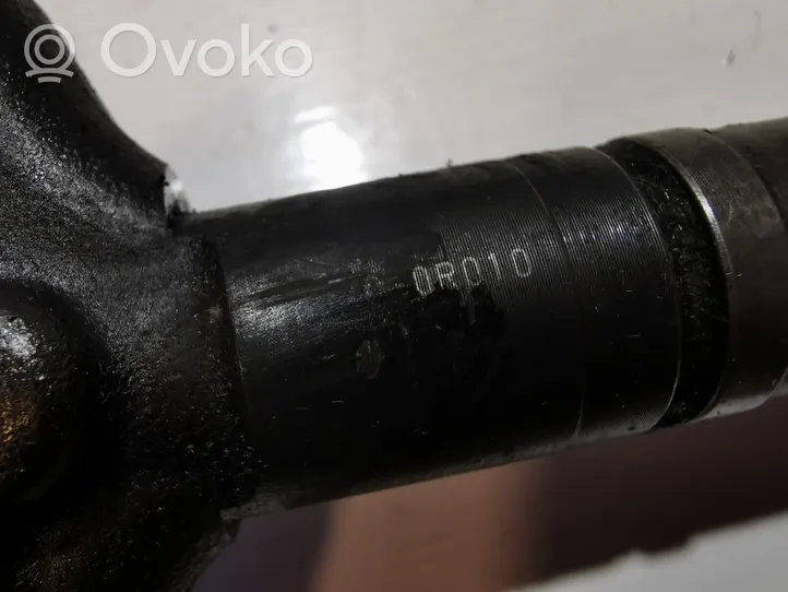 Toyota Avensis T250 Injecteur de carburant 236700R010