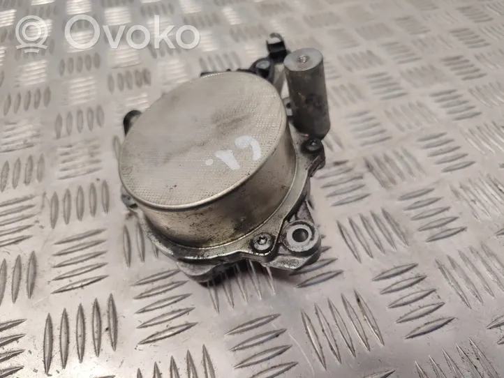 Peugeot 5008 Pompe à vide 9673836180