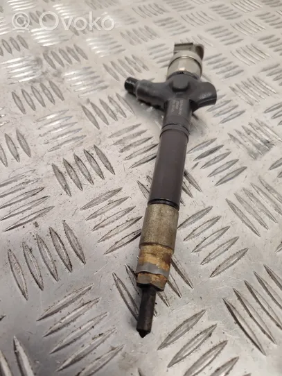 Toyota Avensis T250 Injecteur de carburant 236700R190