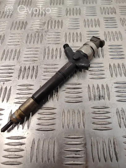 Toyota Avensis T250 Injecteur de carburant 236700R190