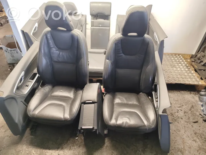 Volvo V60 Kit intérieur 8635849