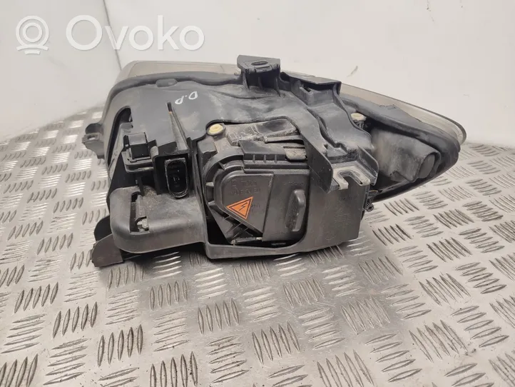 Audi Q7 4L Lampa przednia 4L0941004A