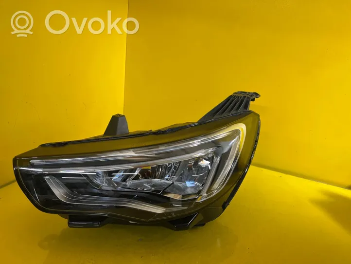 Opel Grandland X Priekinis žibintas YP001626880