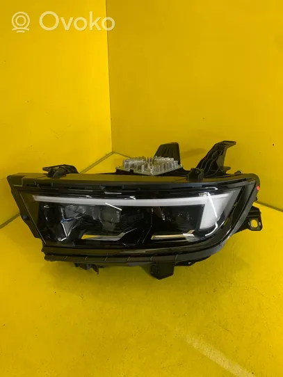 Opel Astra L Lampa przednia 9858777080