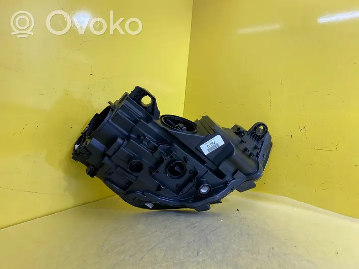 Audi A3 S3 8V Передняя фара 8V0941033C