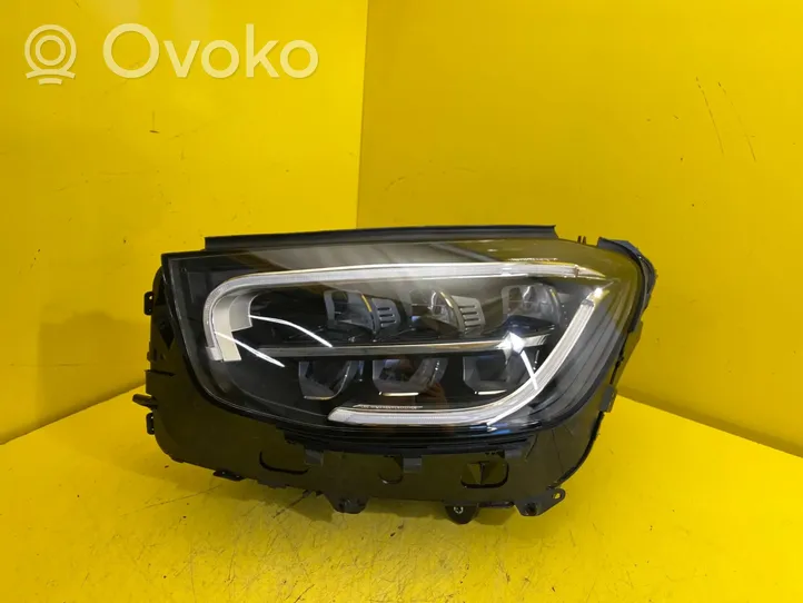 Mercedes-Benz GLC C253 Lampa przednia A2539067107