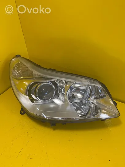 Citroen C5 Lampa przednia 89009364