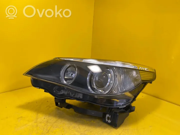 BMW 5 E60 E61 Lampa przednia 20-C926