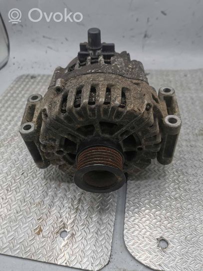 Mercedes-Benz C W204 Generatore/alternatore A0009067702