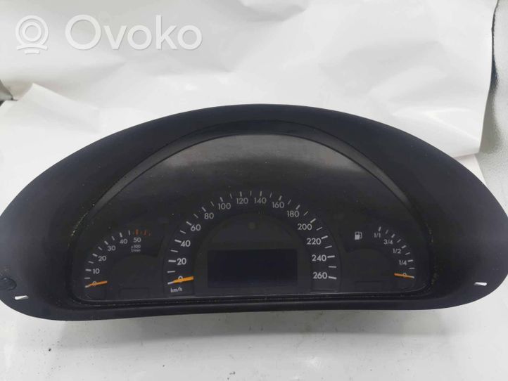 Mercedes-Benz C W203 Tachimetro (quadro strumenti) A2035403911