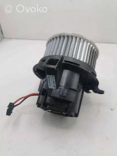 Mercedes-Benz GLK (X204) Ventola riscaldamento/ventilatore abitacolo V2419002