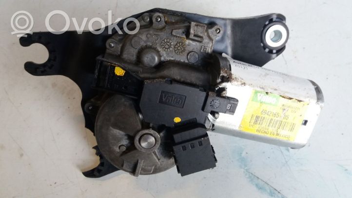 BMW X5 E70 Galinio stiklo valytuvo varikliukas 694216505