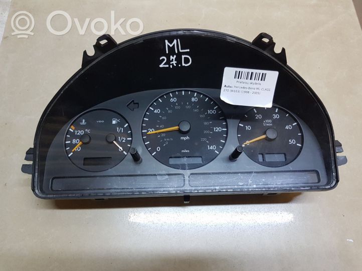 Mercedes-Benz ML W163 Speedometer (instrument cluster) A1635403111