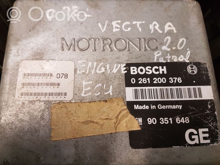 Opel Vectra A Komputer / Sterownik ECU silnika 90351648
