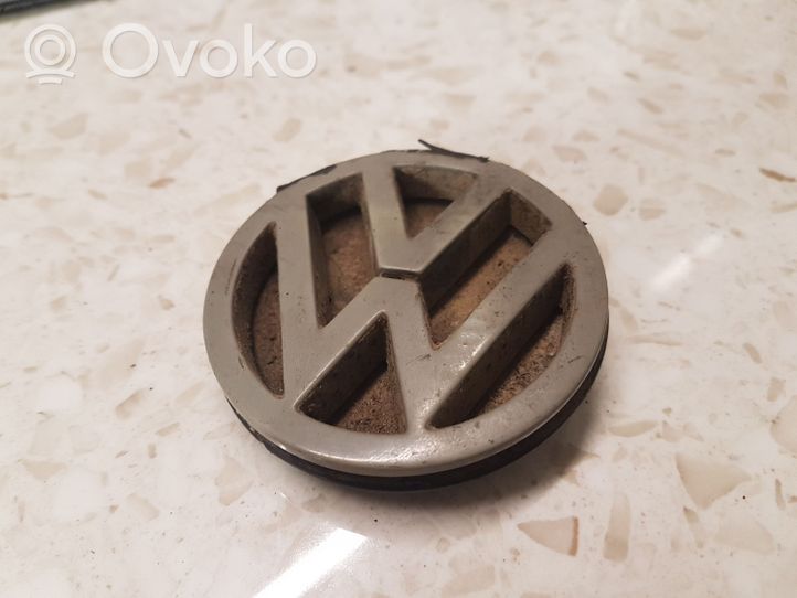 Volkswagen PASSAT B5 Alkuperäinen pölykapseli 357853601