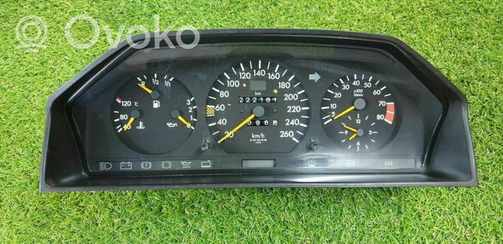 Mercedes-Benz E W124 Compteur de vitesse tableau de bord 1245438724