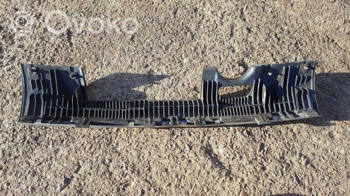 Audi A6 Allroad C5 Moldura inferior del parachoques trasero 4Z7807303