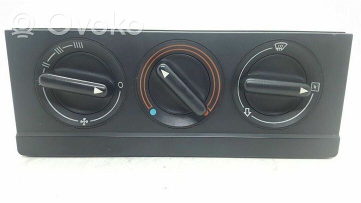 Audi 80 90 S2 B4 Centralina del climatizzatore 8A1819073