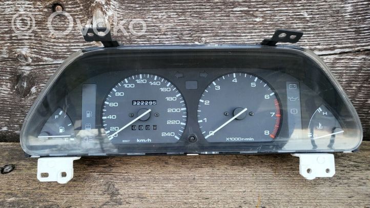 Mazda 323 Compteur de vitesse tableau de bord 