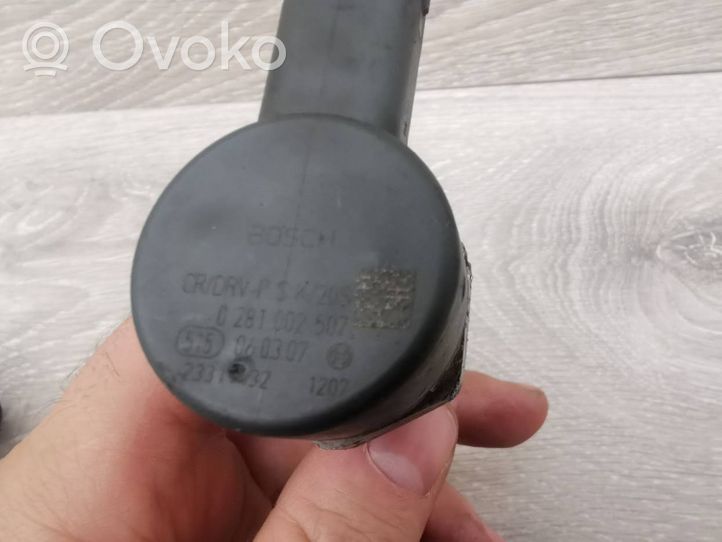 Opel Vectra C Sensore di pressione del carburante 0281002507