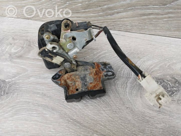 Toyota Avensis Verso Tailgate/trunk/boot lock/catch/latch S781T-BL500