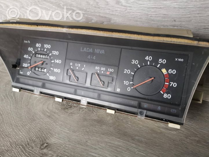 Lada Niva Speedometer (instrument cluster) 21213-3801010