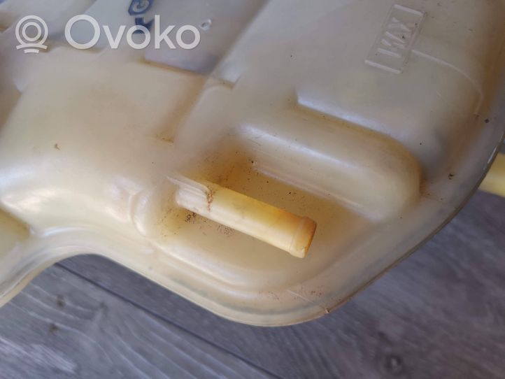 Audi 100 S4 C4 Coolant expansion tank/reservoir 8D0121403L