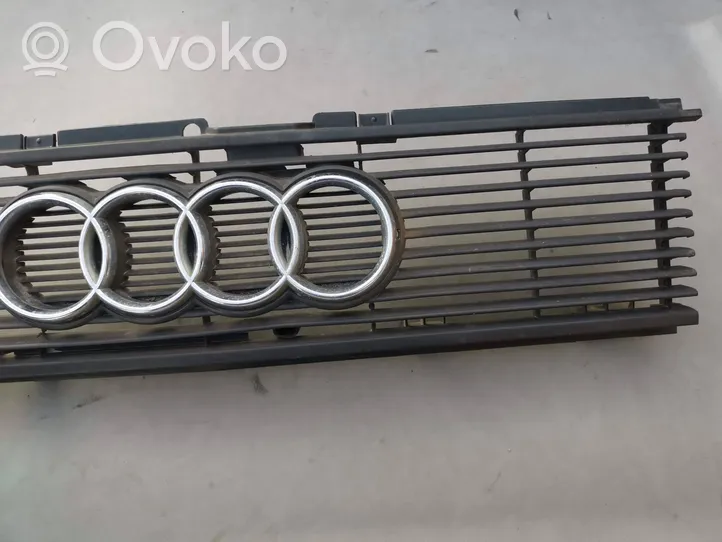 Audi 80 90 B2 Etusäleikkö 811853655D