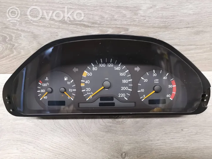 Mercedes-Benz C W202 Compteur de vitesse tableau de bord 2025407748