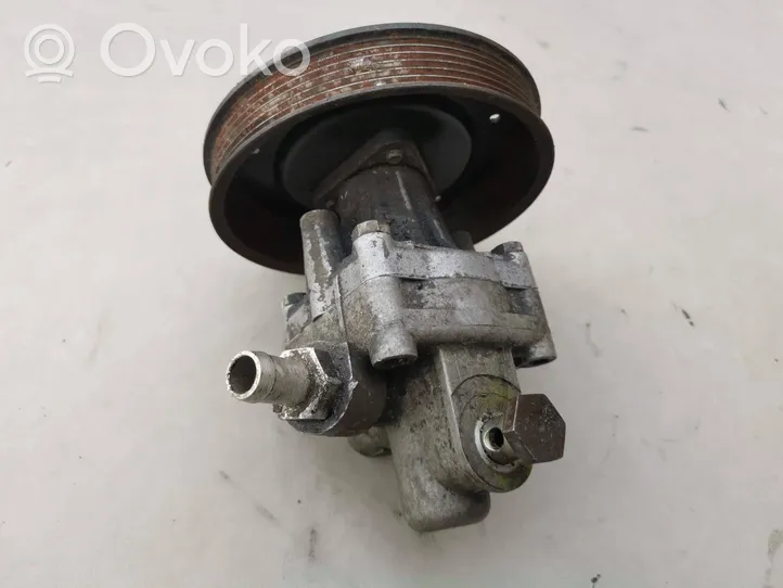 Audi 100 S4 C4 Pompe de direction assistée 048145155F