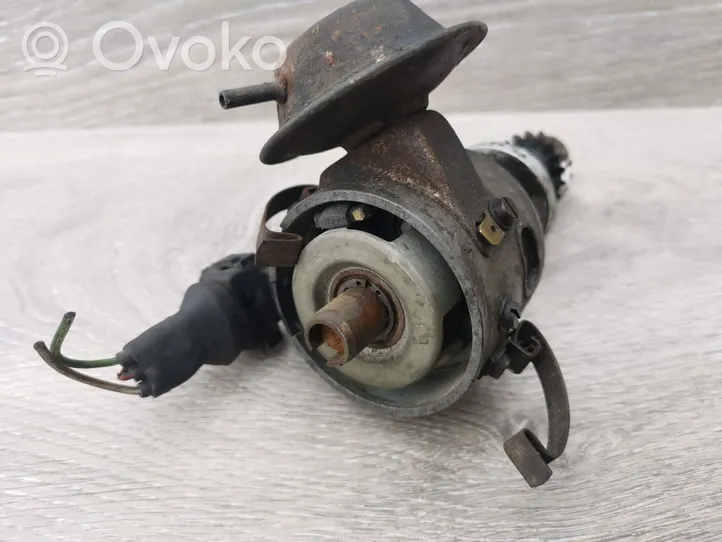 Audi 80 90 B3 Spark distributor 0237020111