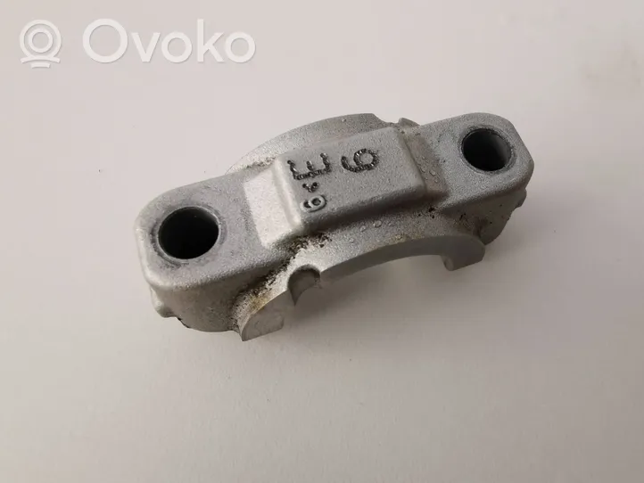 Volvo V70 Supporto dell’albero a camme A062