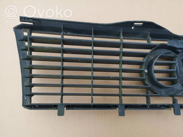 Audi 80 90 B3 Grille de calandre avant 893853655