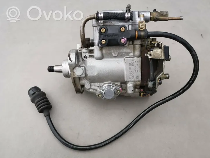 Audi 80 90 S2 B4 Fuel injection high pressure pump 028130115NX