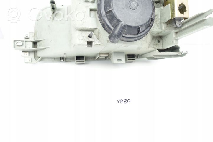 Renault 21 Lampa przednia 7700792869