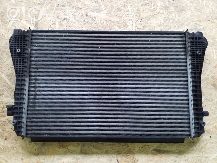 Volkswagen PASSAT B6 Chłodnica powietrza doładowującego / Intercooler 3C0145805P