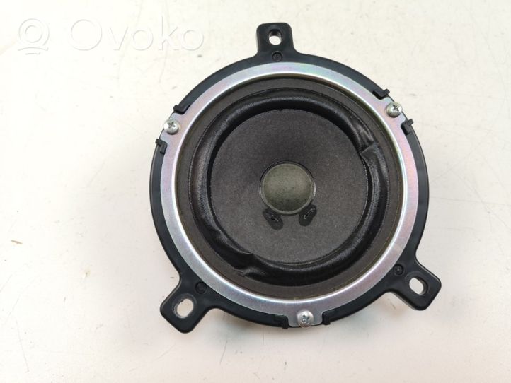 Saab 9-5 Enceinte de porte arrière 4616934