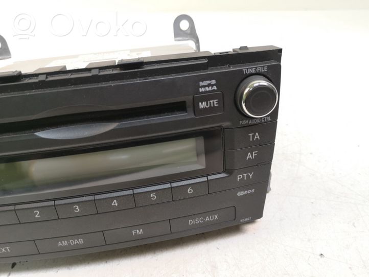 Toyota Avensis T270 Radio/CD/DVD/GPS-pääyksikkö 8612005140