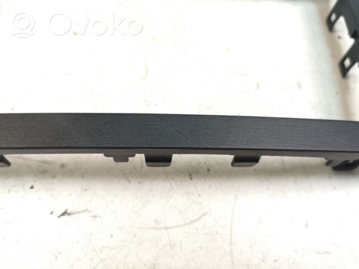 Toyota Avensis T270 Other dashboard part 0519005210