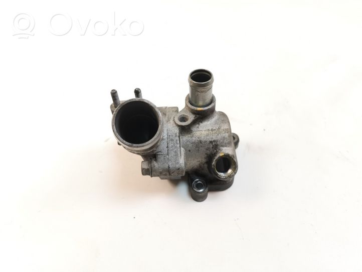 Hyundai i40 Boîtier de thermostat / thermostat 